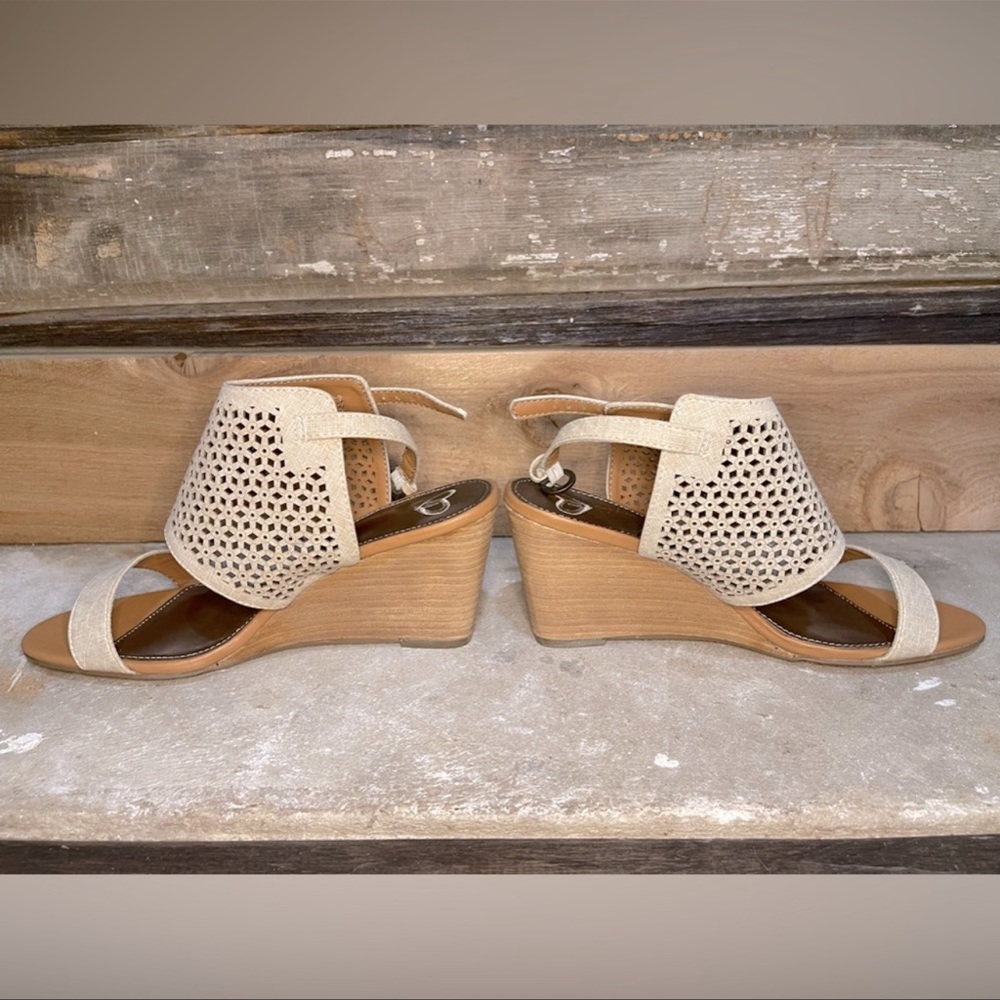 NEW Madeline Bohemian Wedge Tan Sandal Size 8.5 - Picture 3 of 9